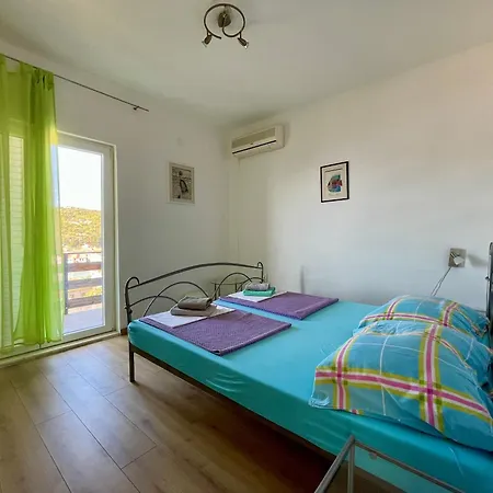Seaview In Apartment